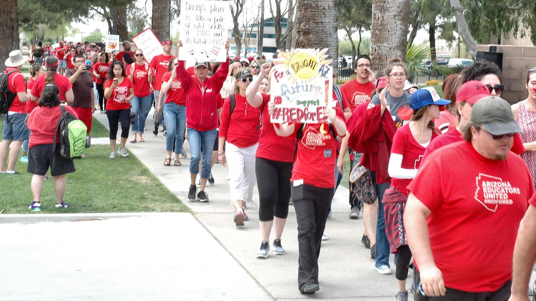 Teachers' strike continues as Legislature keeps debating state budget